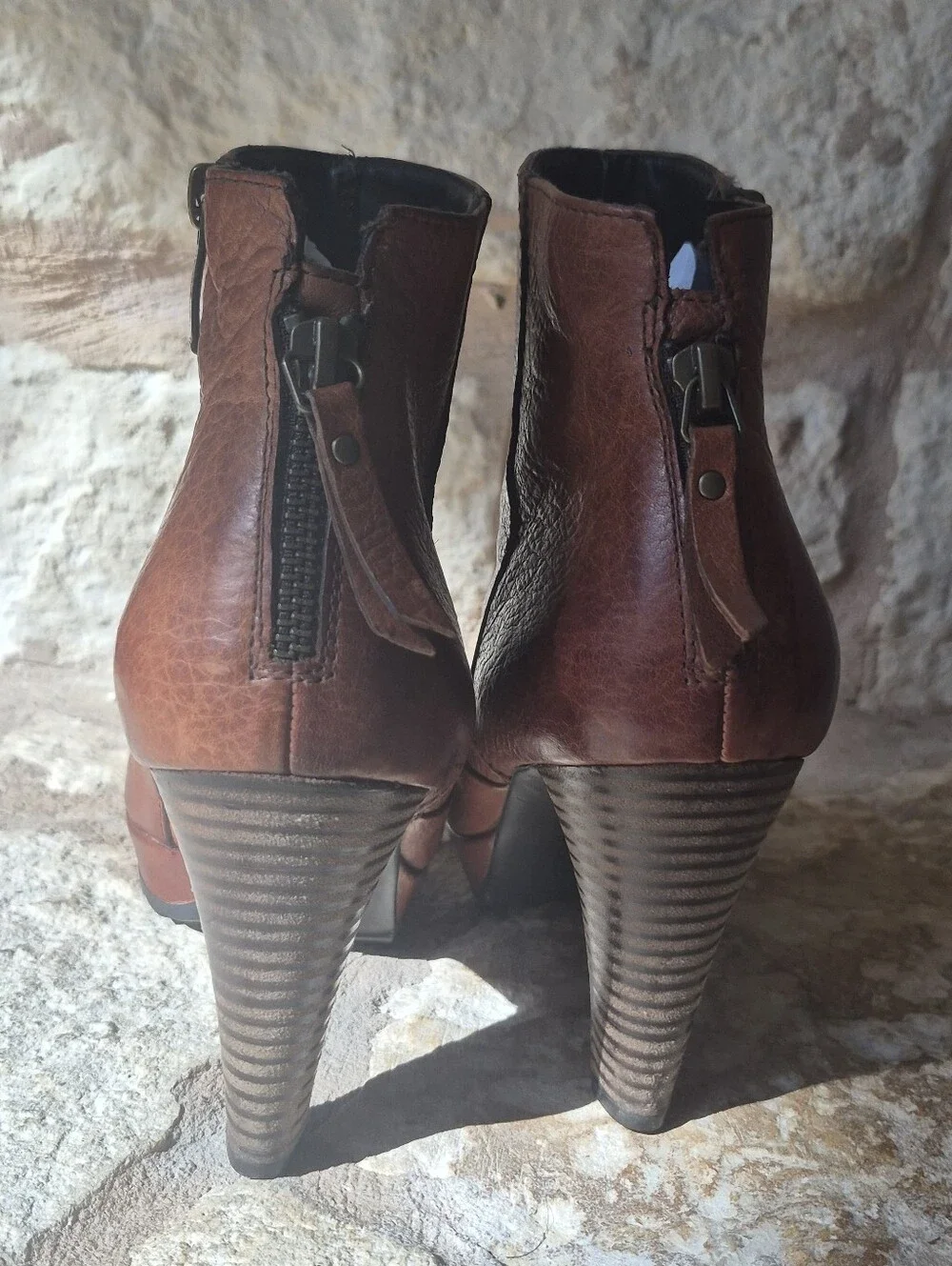 Paul Green Austria Luxe Line Leather Ankle Boots Cognac Brown Side Back Zip 7.5
